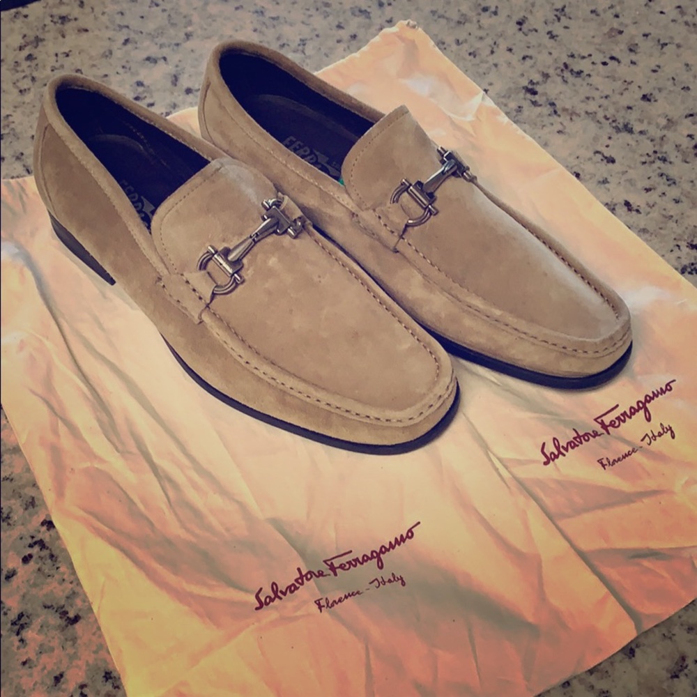 Salvatore Ferragamo Magnifico 2 Suede Mocassino